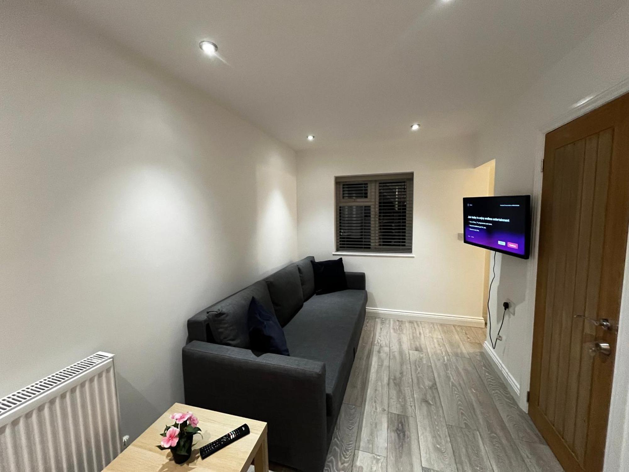 Newly Built One Bedroom Flat In Kidlington, Oxfordshire Extérieur photo