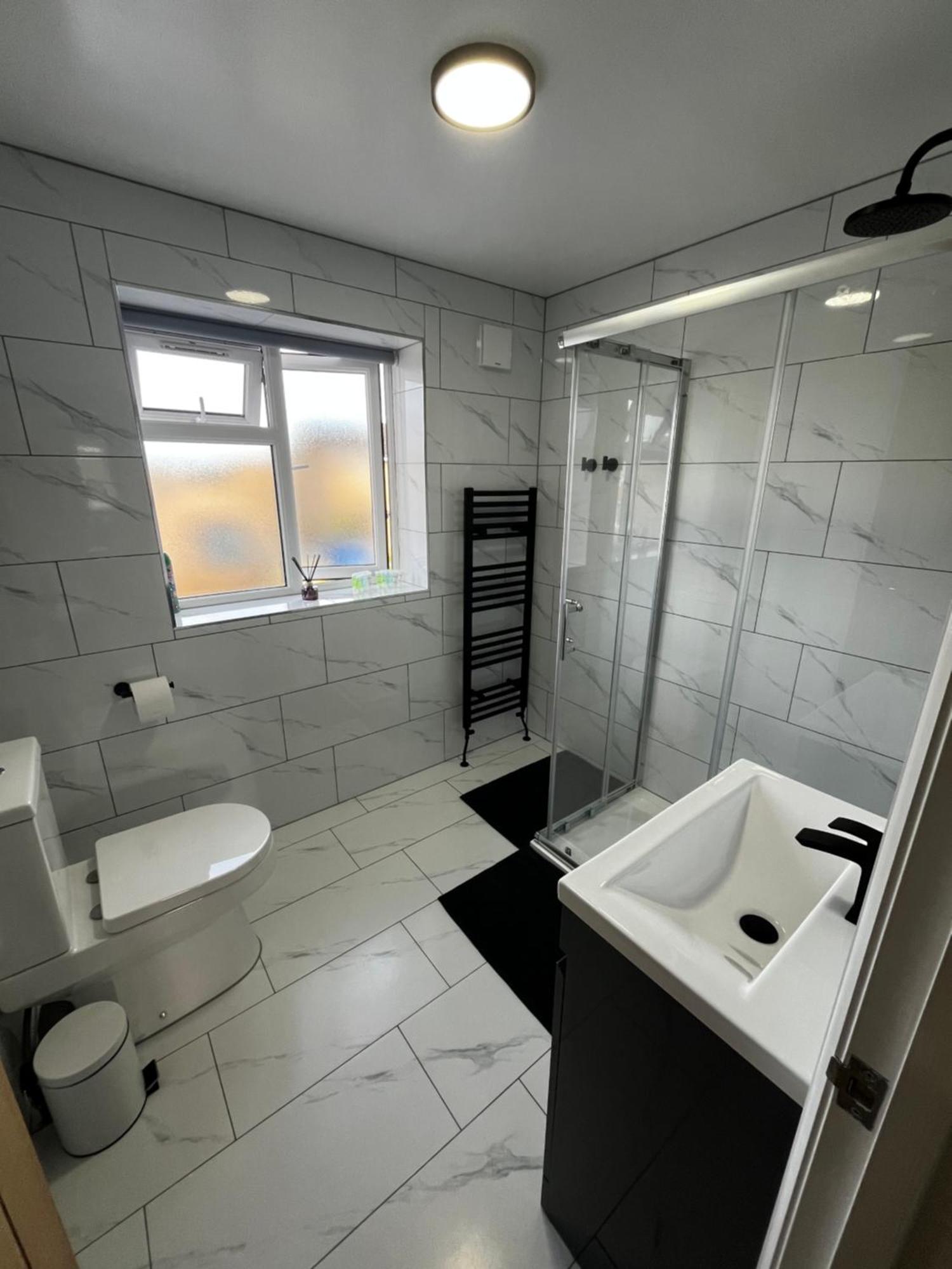 Newly Built One Bedroom Flat In Kidlington, Oxfordshire Extérieur photo